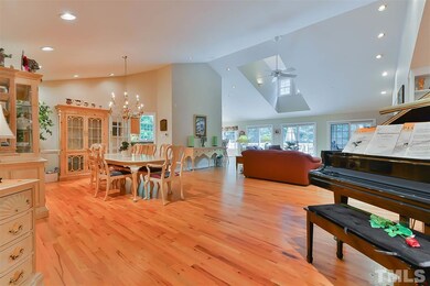 1505 Two Pond Ln, Apex, NC 27523 - photo 2