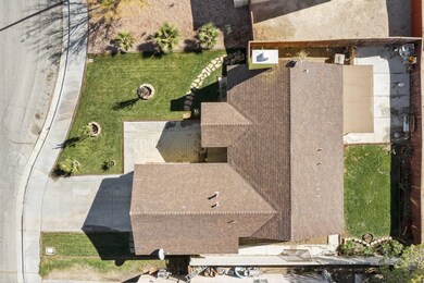 02-SequoiaLn-4fb3cdd703