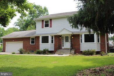 214 Bull Run Rd, Ewing, NJ 08638 - photo 2