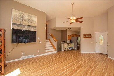 2301 E Rose Ave, Des Moines, IA 50320 - photo 4