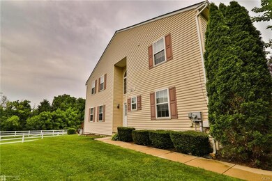 6925 Hunt Dr, Macungie, PA 18062 - photo 4