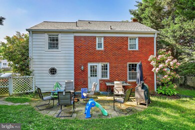 4521 S Chelsea Ln, Bethesda, MD 20814 - photo 4