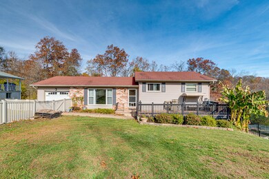 4445 Comet Trail-2