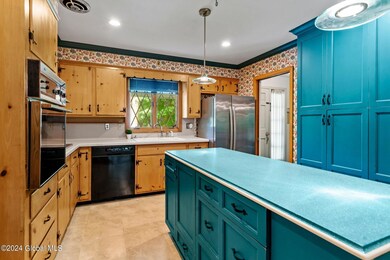 144 Menands Rd, Albany, NY 12211 - photo 6