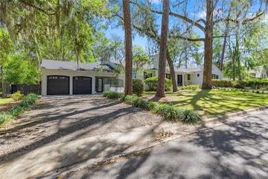 Front of home Garage area
