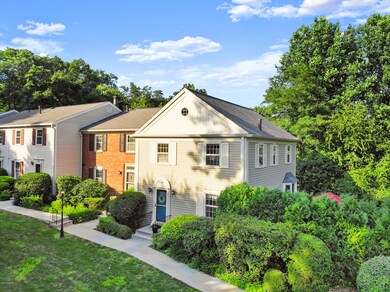 124 Greenwich Hills Dr, Greenwich, CT 06831 - photo 3