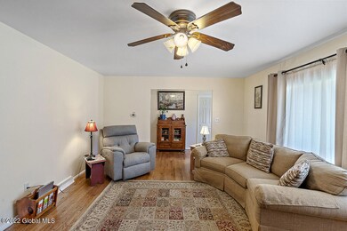 9 Crestwood Ave, Troy, NY 12180 - photo 6