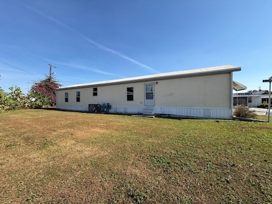 160 Sterling Dr E, Lakeland, FL 33815 - photo 4