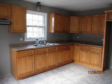 81 Columbus Blvd, Cranston, RI 02910 - photo 2