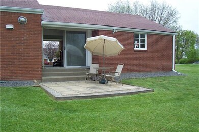 CLOSER VIEW OF THE PATIO