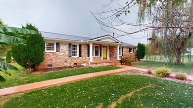 715 Poplar Bluff Rd E, Auburntown, TN 37016 - photo 2