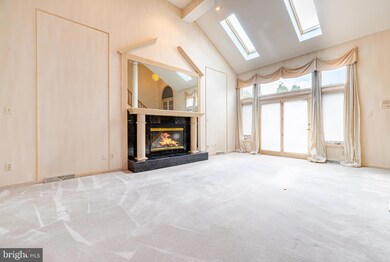 15 N American St, Woodbury, NJ 08096 - photo 7