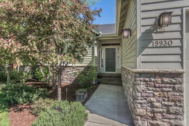 19930 Cliffrose Dr, Bend, OR 97702 - photo 3