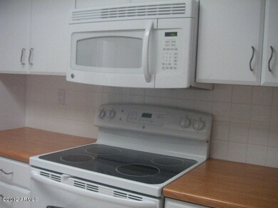 STOVE WITH GLASS COOKTOP