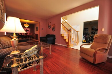 17 Rolling Meadows Ct, Old Bridge, NJ 08857 - photo 4