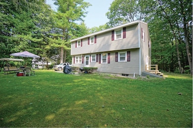 20 Gordon Dr, Londonderry, NH 03053 - photo 2