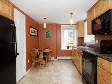 413-2 Second St unit 2, Rollinsford, NH 03869 - photo 3