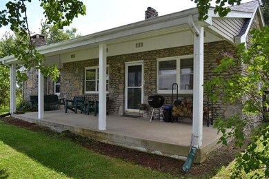 491 Irish Ridge Rd, Harrodsburg, KY 40330 - photo 2