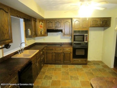 113 Shady Ln, Moosic, PA 18507 - photo 7