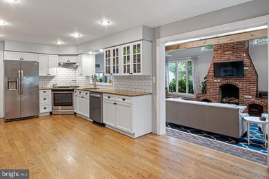 4 Clover Dr, Hockessin, DE 19707 - photo 2