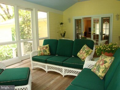 4102 Ravenhurst Cir, Glen Arm, MD 21057 - photo 5