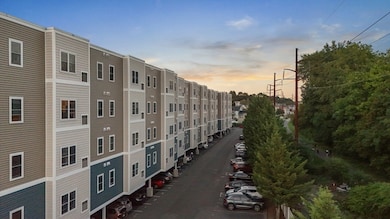 Malden Place Condominiums unit 105, Malden, MA 02148 - photo 2