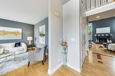 4401 Crescent Ln, Glenview, IL 60026 - photo 5