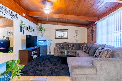 910 N Alvernon Way unit B, Tucson, AZ 85711 - photo 5