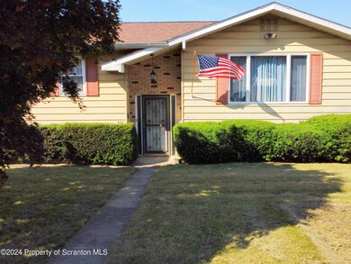 925 Jessup Ave, Dunmore, PA 18512 - photo 2