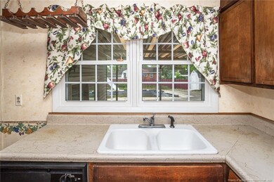 4317 Wellington Dr, Fayetteville, NC 28314 - photo 4