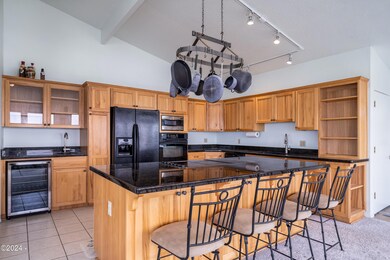 kitchen cook island
