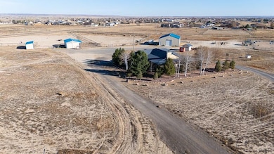 938 N Gantts Fort Ave, Pueblo, CO 81007 - photo 2
