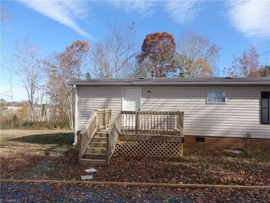 1552 Indian Wells Loop, Asheboro, NC 27205 - photo 5