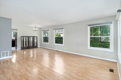 1783 Citadel Dr, Naperville, IL 60565 - photo 4