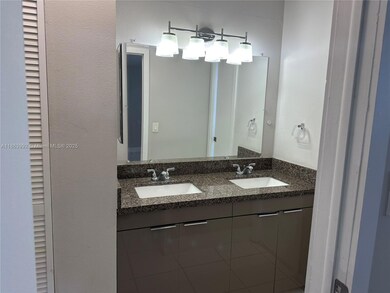 1975 NE 135th St unit 3E, North Miami, FL 33181 - photo 5