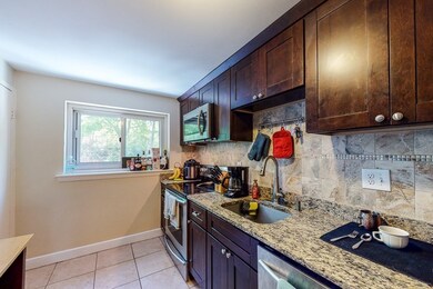 105 Chestnut St unit 5, Brookline, MA 02445 - photo 4