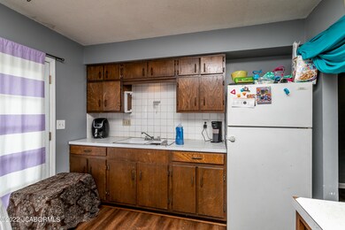 Kitchen - 1