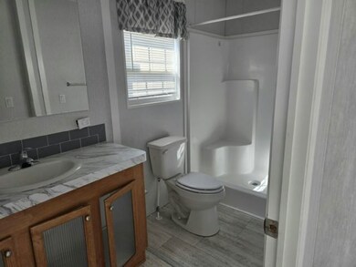 5611 Bayshore Rd unit 61, Palmetto, FL 34221 - photo 7