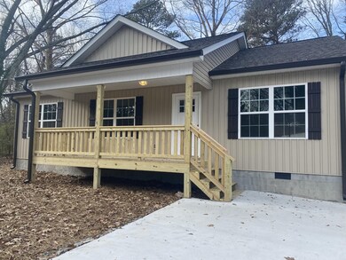 208 Robbie Dr, Dalton, GA 30721 - photo 2