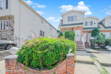 43 Bogota St, Staten Island, NY 10314 - photo 2