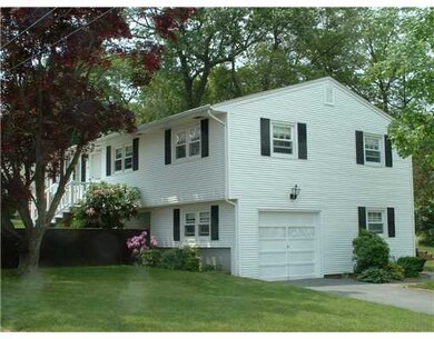 40 Fornelli St, West Warwick, RI 02893 - photo 3