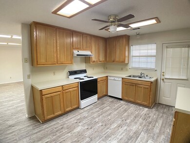 2100 Geraldine St, Midland, TX 79707 - photo 3