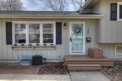 7201 Edgewood Blvd, Shawnee, KS 66203 - photo 2