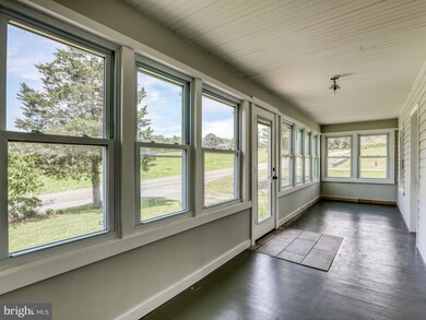 5568 John Marshall Hwy, Strasburg, VA 22641 - photo 2