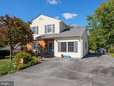 107 Edgewood Dr, Winchester, VA 22602 - photo 2