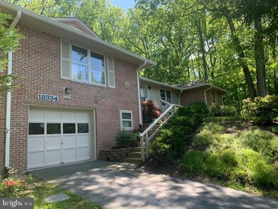 18334 Cato Ct, Triangle, VA 22172 - photo 2