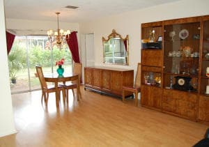 06 Dining Room