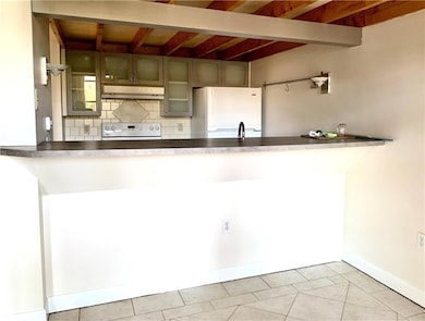  Pretty tiled flooring with freshly painted walls
