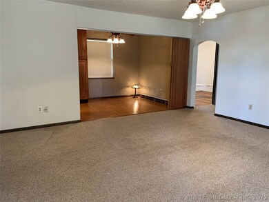 1203 N Kern Ave, Okmulgee, OK 74447 - photo 3