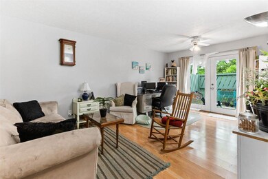 08-Living Area